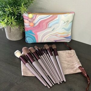 Ipsy Cosmetic Bag w/13pcs Soft Boutique Finds Makeup Brush Set 🌿🆕🌿
